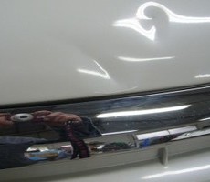 トヨタ・ノアの鈑金修理事例（３）のサムネイル